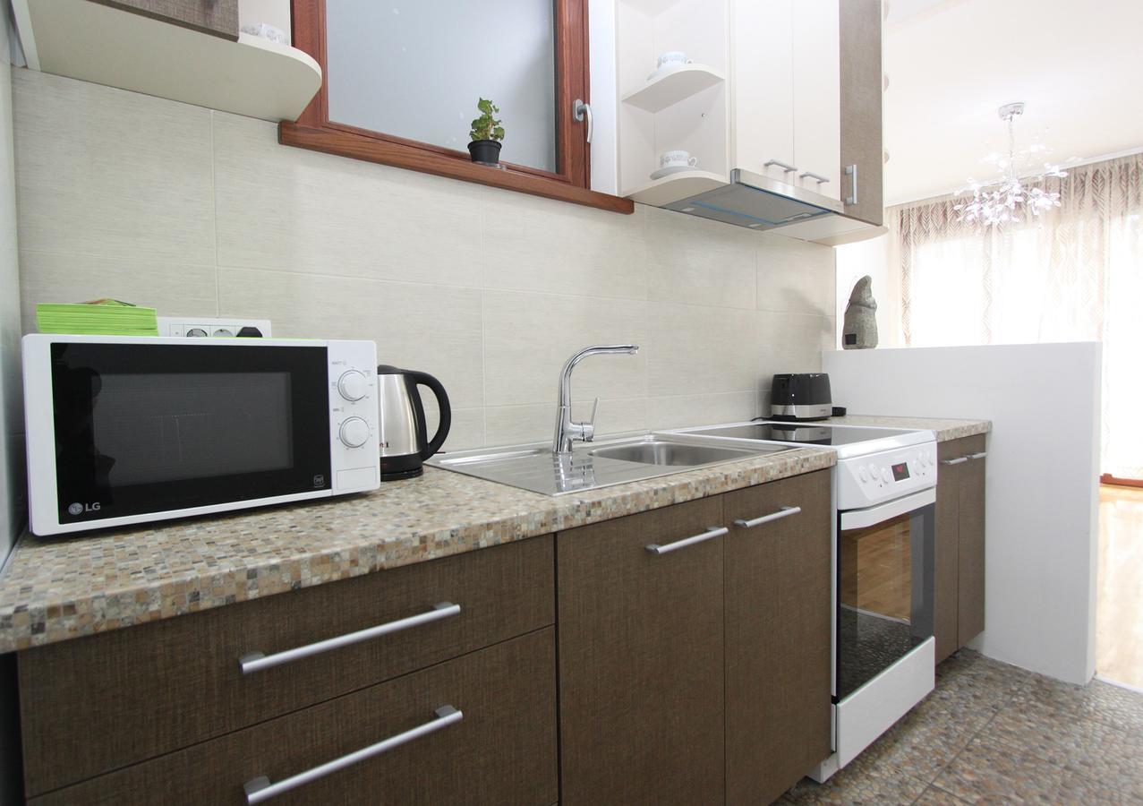 Apartment Joy Belgrado Esterno foto